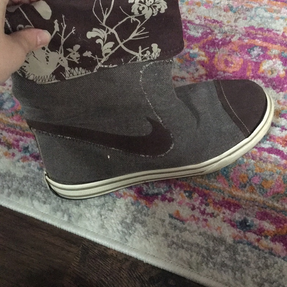 Canvas Nike boots